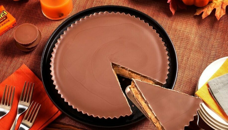 3-Pound Reeses Peanut Butter Cup Pie Sells for $450 on eBay